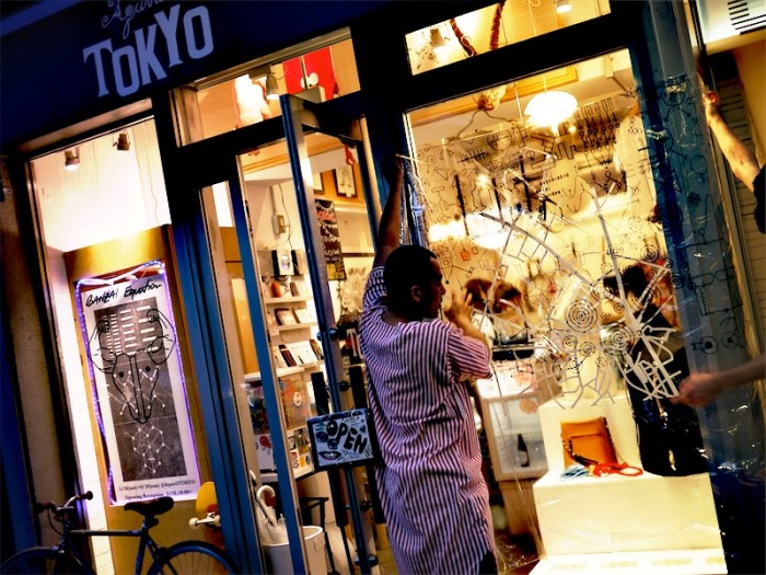 show window