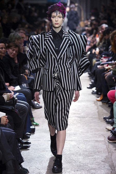 comme_CDG1064.450x675