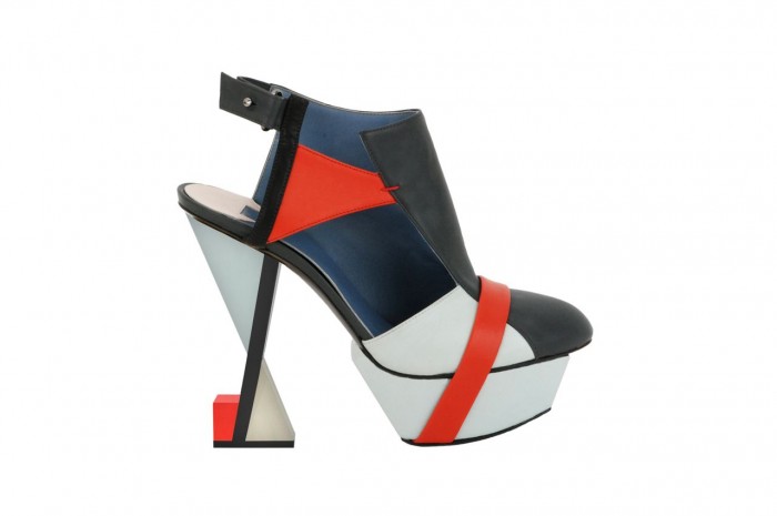 heavy-machine-shoes-1