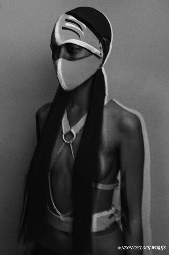 yuki-inoue-vinyl-collar-NEON-O'CLOCK-Harness