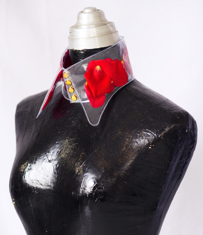 yuki-inoue-vinyl-collar-Roses